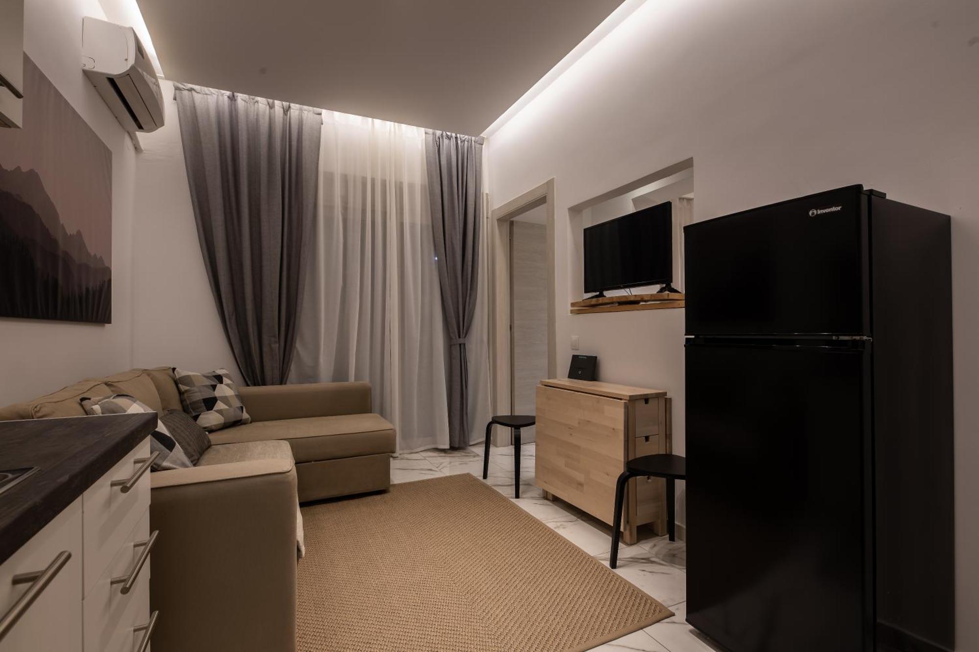Luxury Apartment In The Center Of Ioannina City Exterior photo